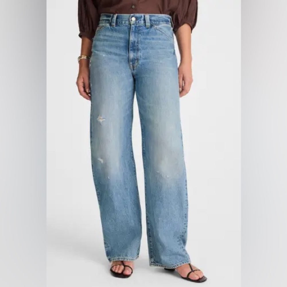 Madewell The Balloon Barrel Leg Jeans with Light Distressing